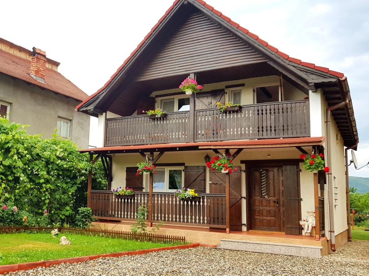 Casa Ursului Hotel Bujoreni Exterior foto